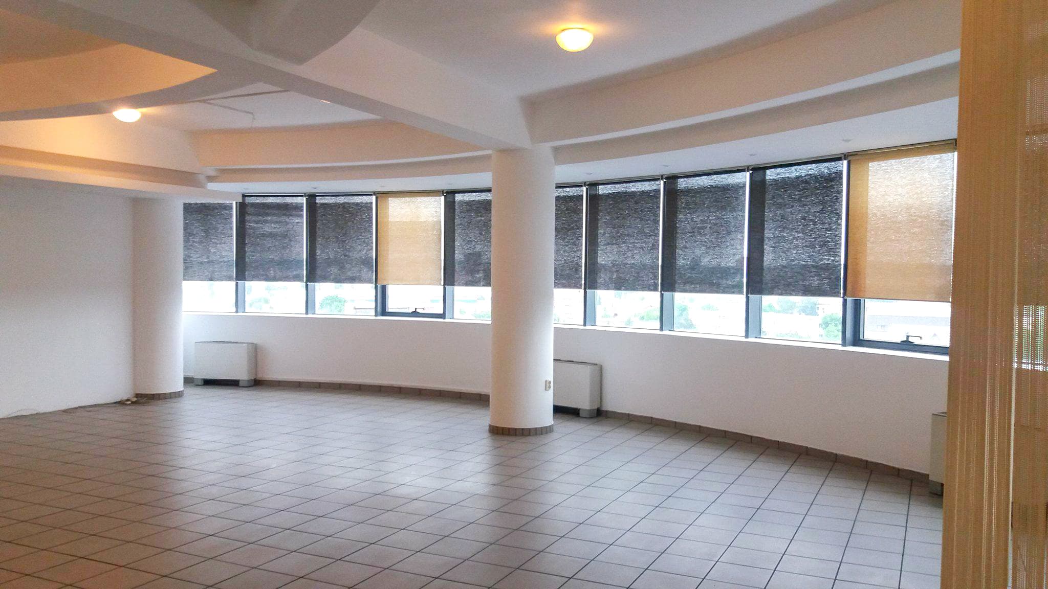 Interior 5